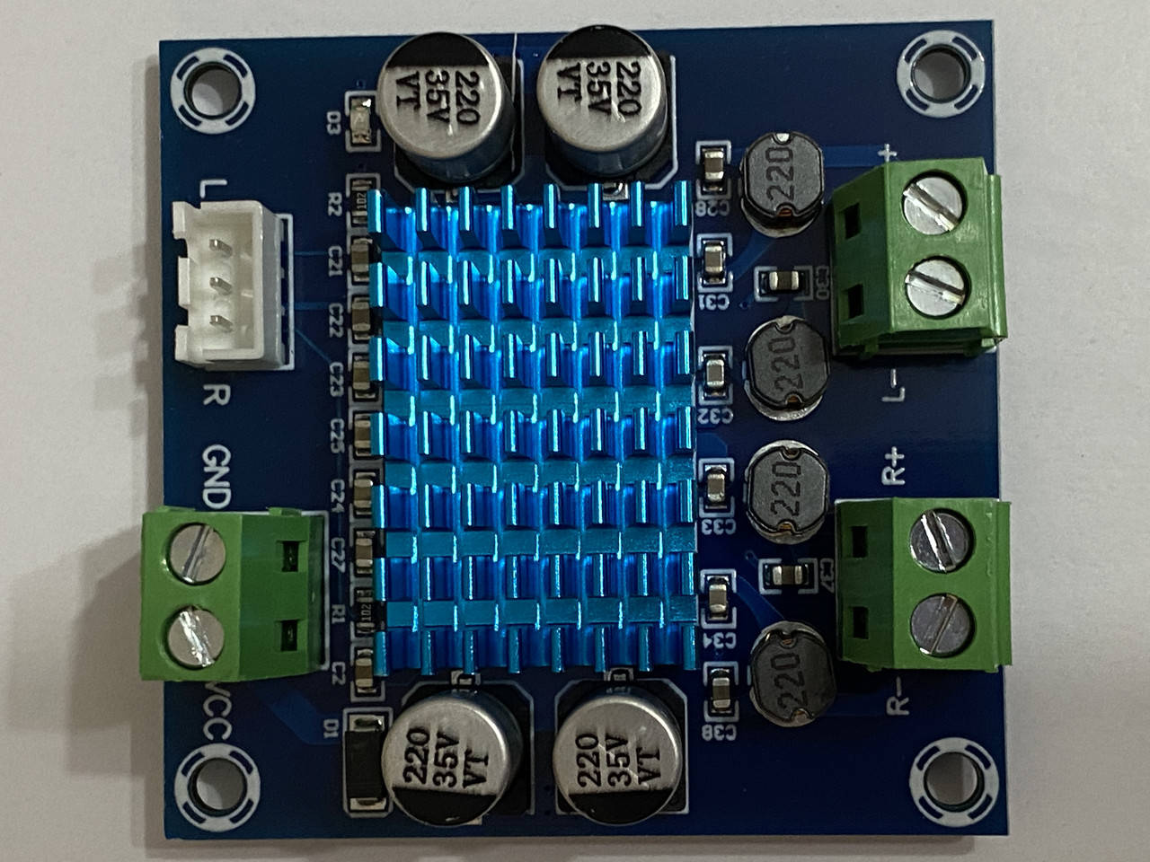 

XH-A232 стерео усилитель 2.0 на базе TPA3110 DC 8-26V 3A 30w+30w