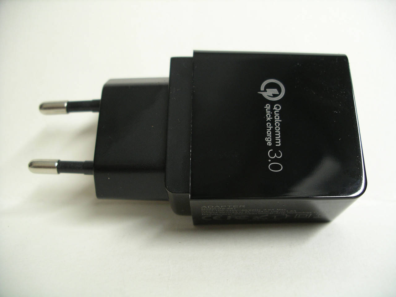 

Адаптер Nitecore Quick Charge 3.0 сетевой (3A)