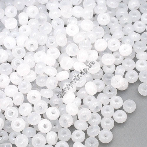 

Бисер 10/0 № 02090