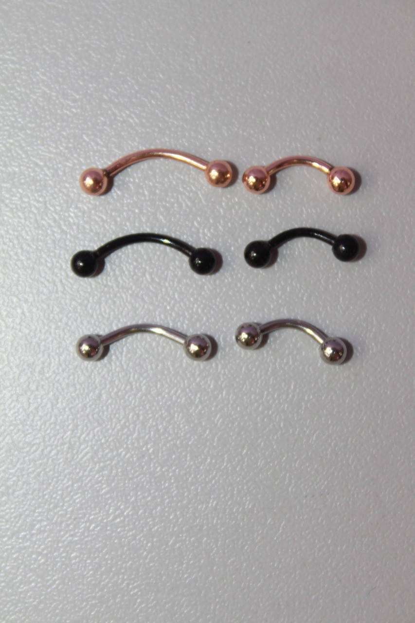 

Сережка для пирсинга банан бровь и уха с шариком медицинская сталь 1 шт