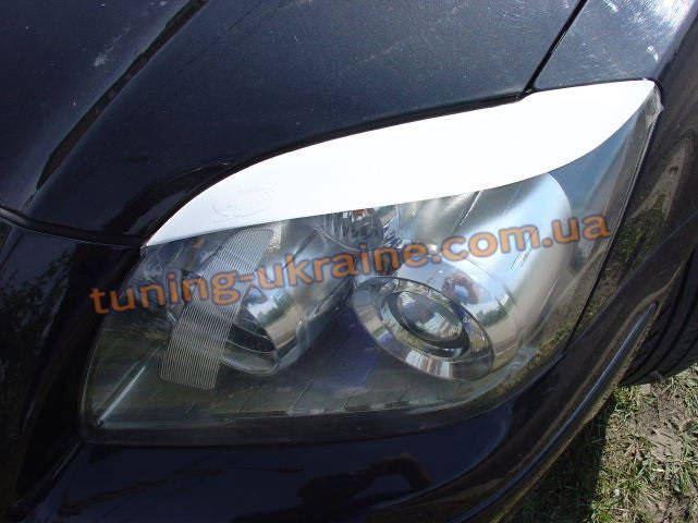 

Реснички на фары для Toyota Avensis 2003-2008 седан, Черный