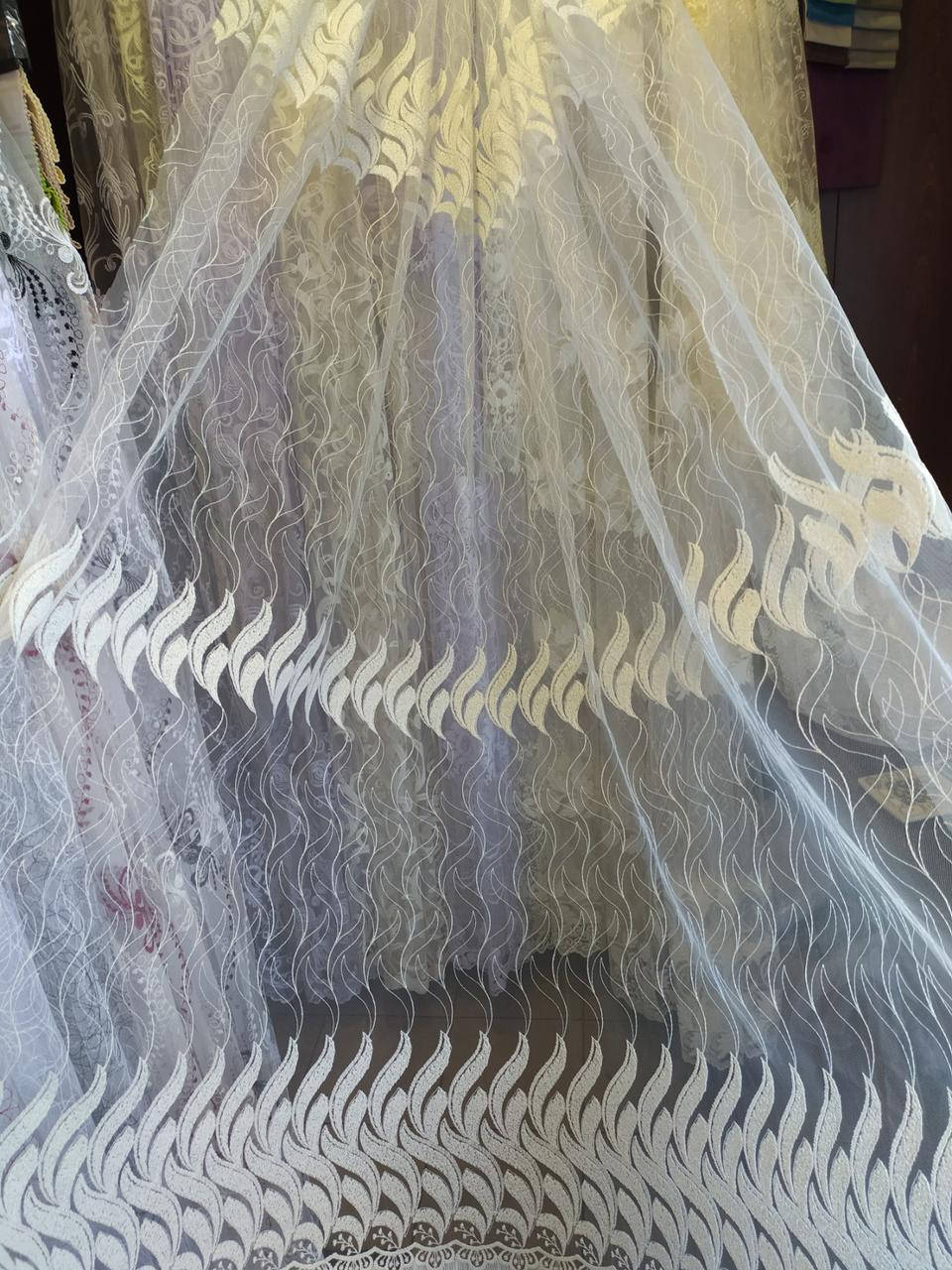 

Тюль на фатине с вышивкой молочная, Молочный