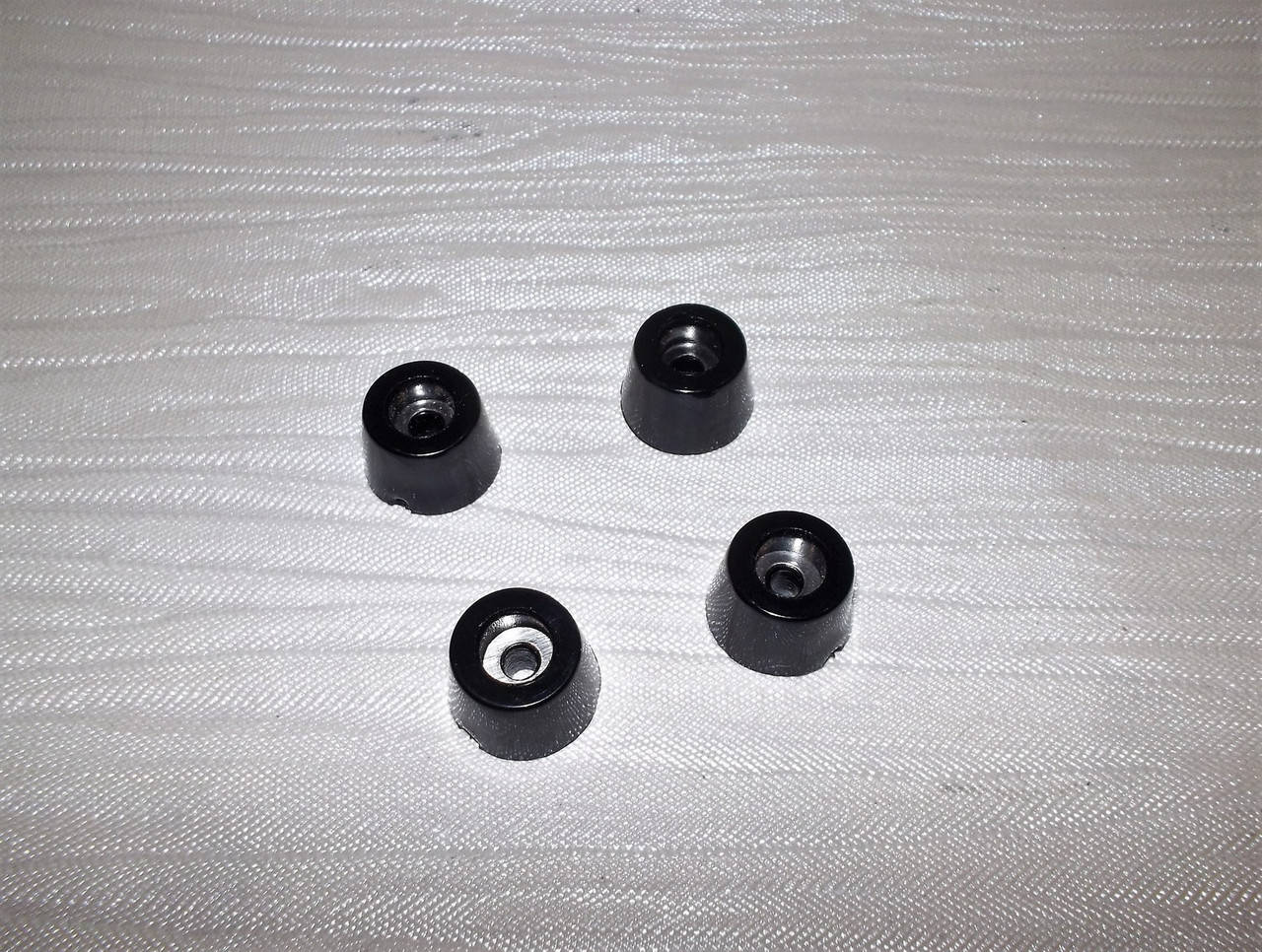 

Ножка резиновая с шайбой 14 * 9