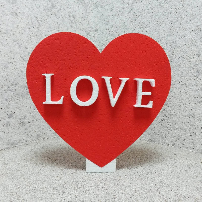 

Сердце LOVE декор 28 см толщ 2,6 см на подставке с покраской