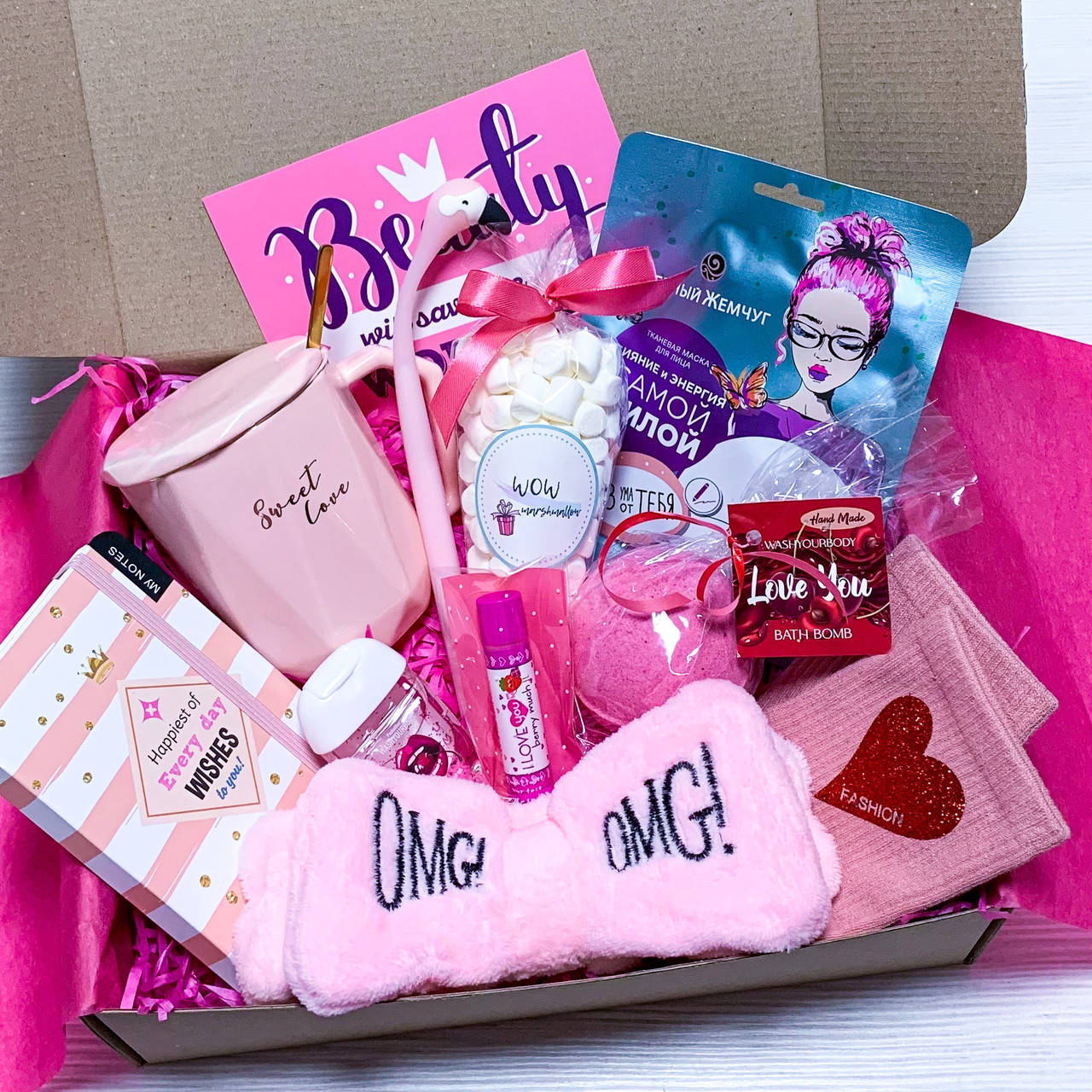 

Подарочный бокс для девушки Wow Boxes "Love box №3"