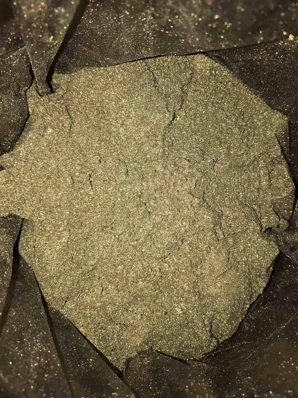 

Сухой краситель сатин золото 5 грамм