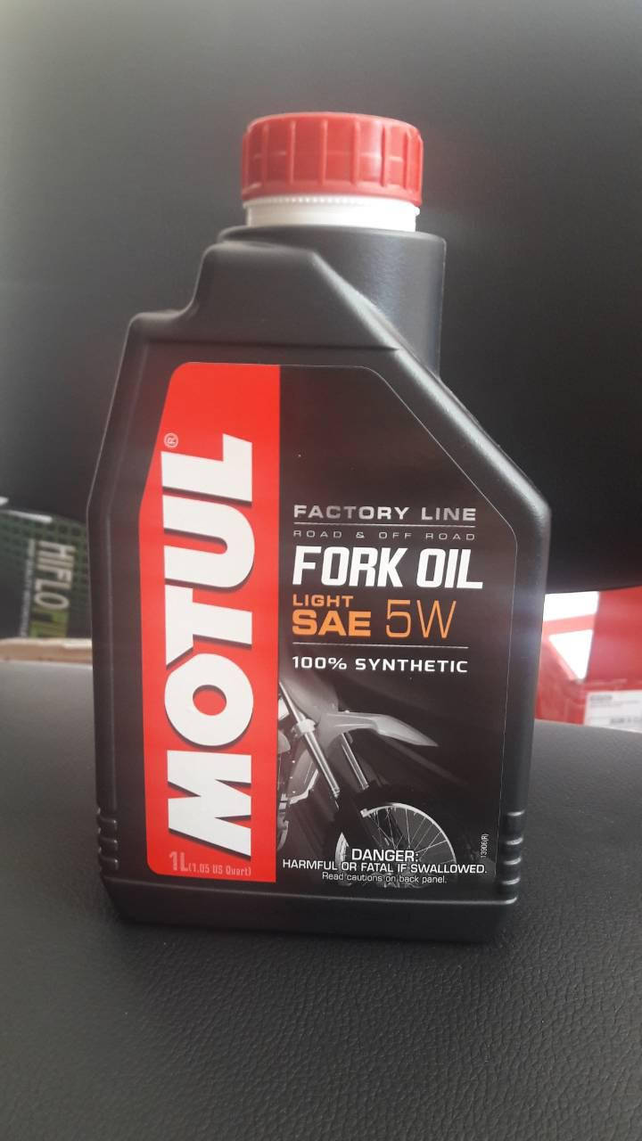 

Вилочное масло 5w для мототехники FORK OIL EXPERT LIGHT SAE 5W (1L)/101142=105929