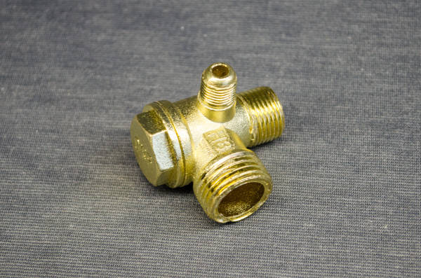 

Обратный клапан Н8 ресивера компрессора резьба наружная 10/16/20мм (медный)