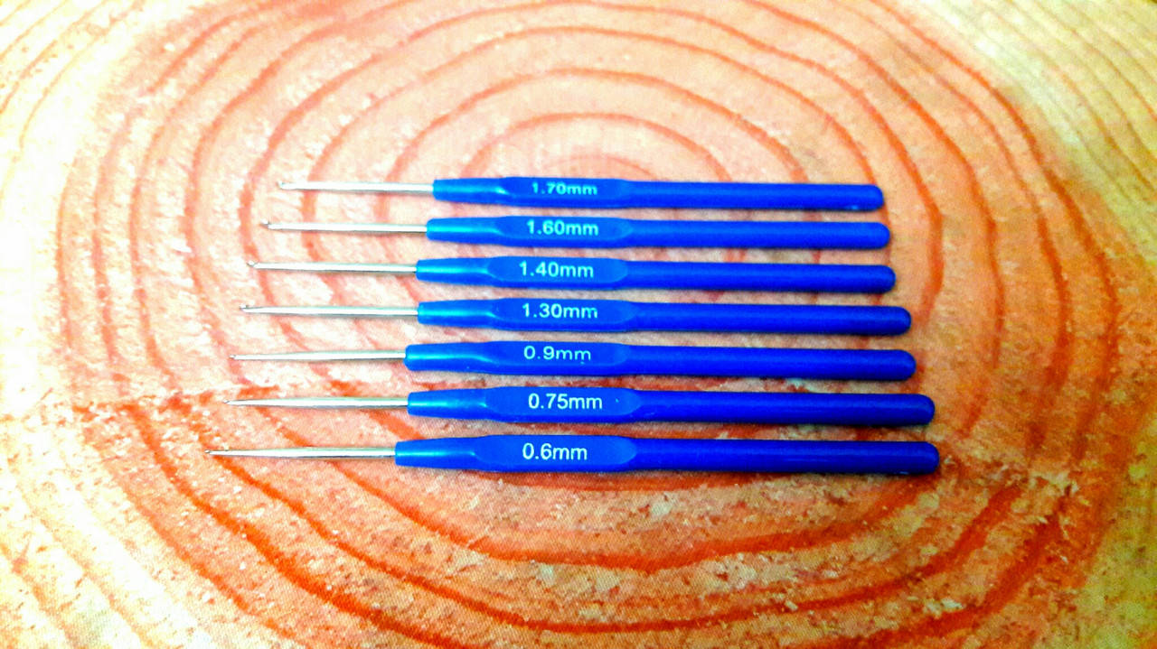 

Крючки вязальные набор 7шт. 0,6mm.-1,7mm.