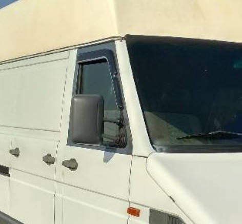 

Дефлекторы окон (ветровики) Iveco Daily 1989-2000, VL - Cobra Tuning, I30289