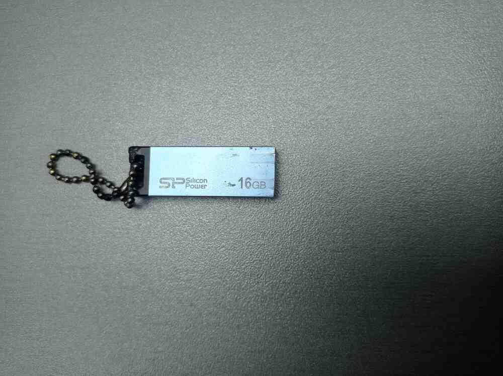 

USB Flash флешка Б/У USB 16Gb