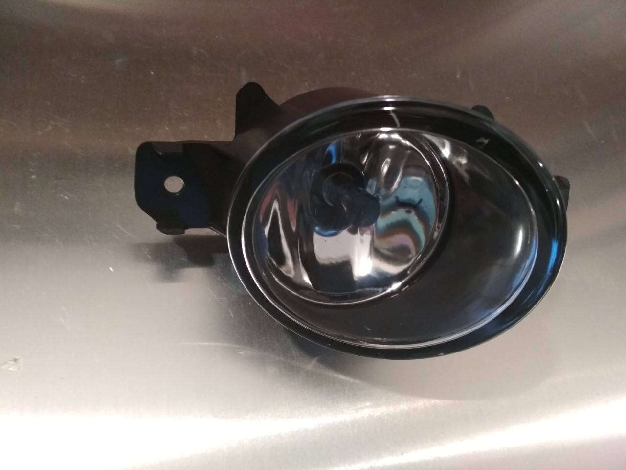 

Renault Clio III 05-19 левая галогенка противотуманка дополнительная фара птф оптика