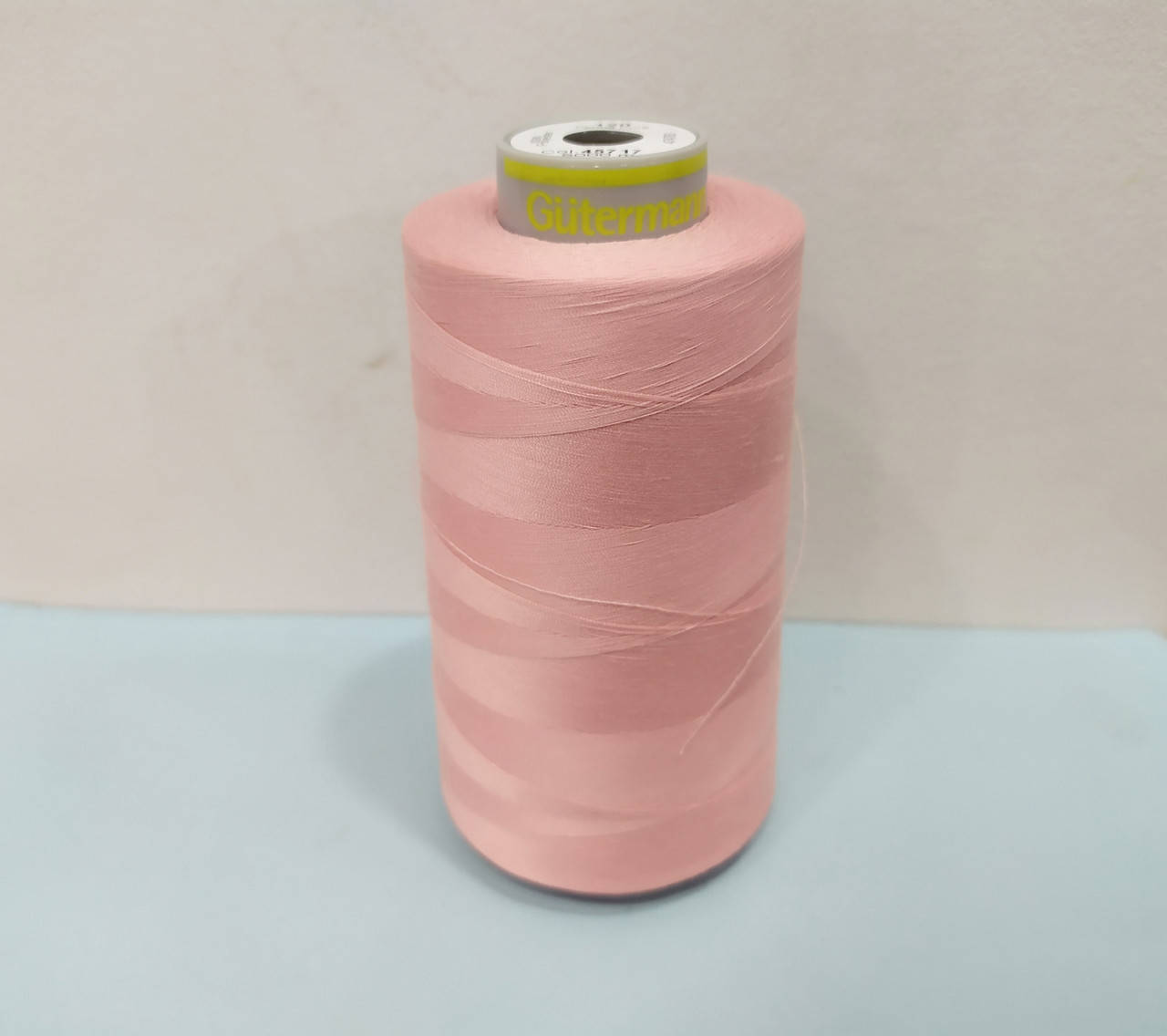

Нитка Gutermann Perma core №120 5000м.