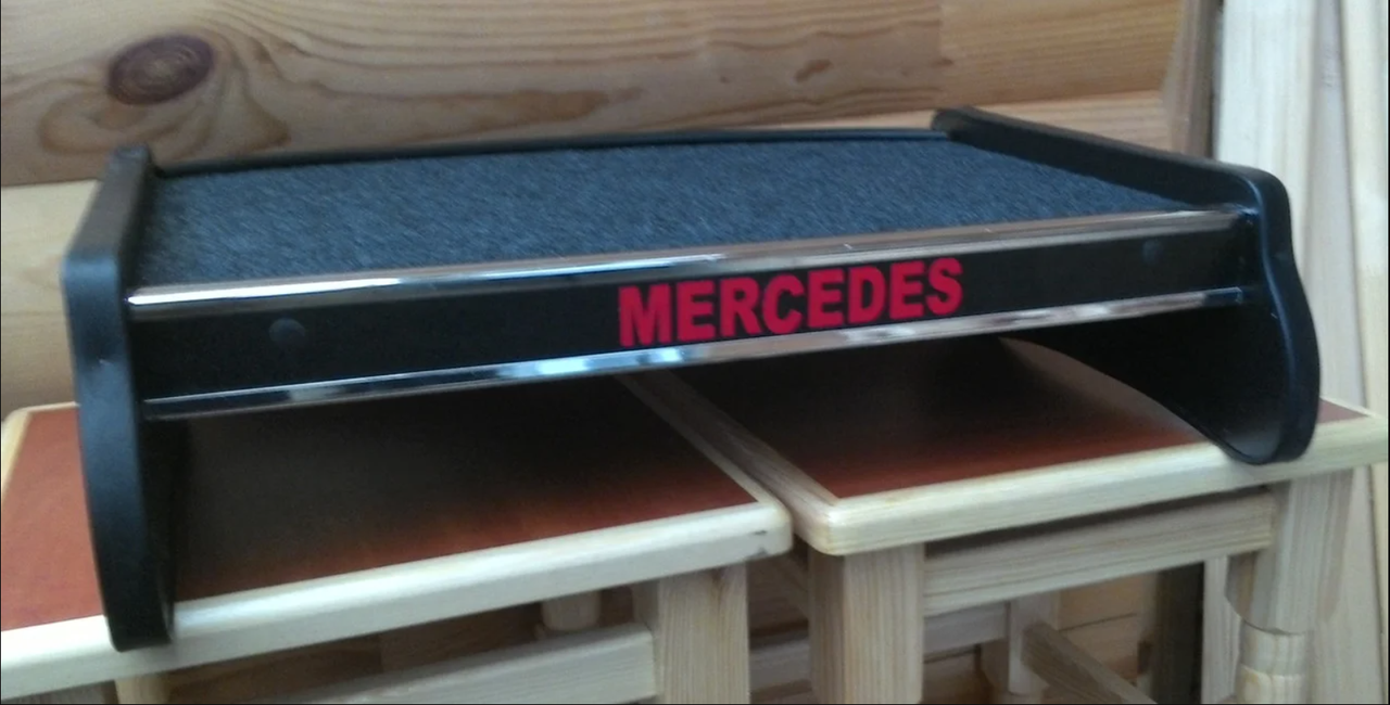 

Столик (полка) на торпеду Mercedes VITO 2003-2015 W639 с логотипом
