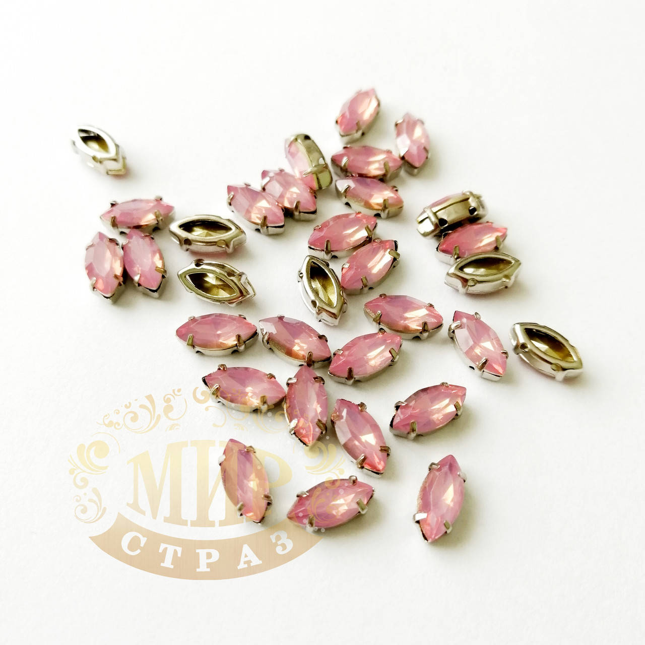 

Лодочки в улучшенных цапах, 5х10мм, цвет Pink Opal, 1шт, Белый