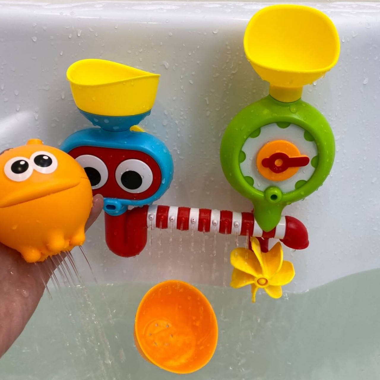 

Игрушка для купания водопад фонтан