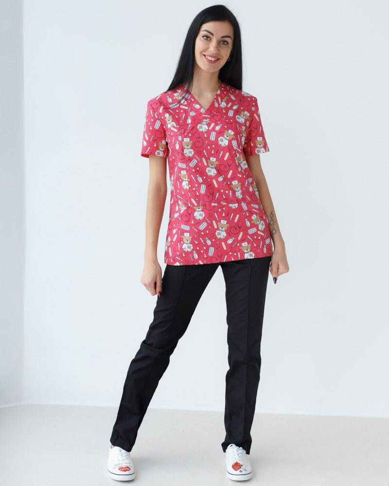 

Медицинский женский костюм Топаз принт Bear red, Красный