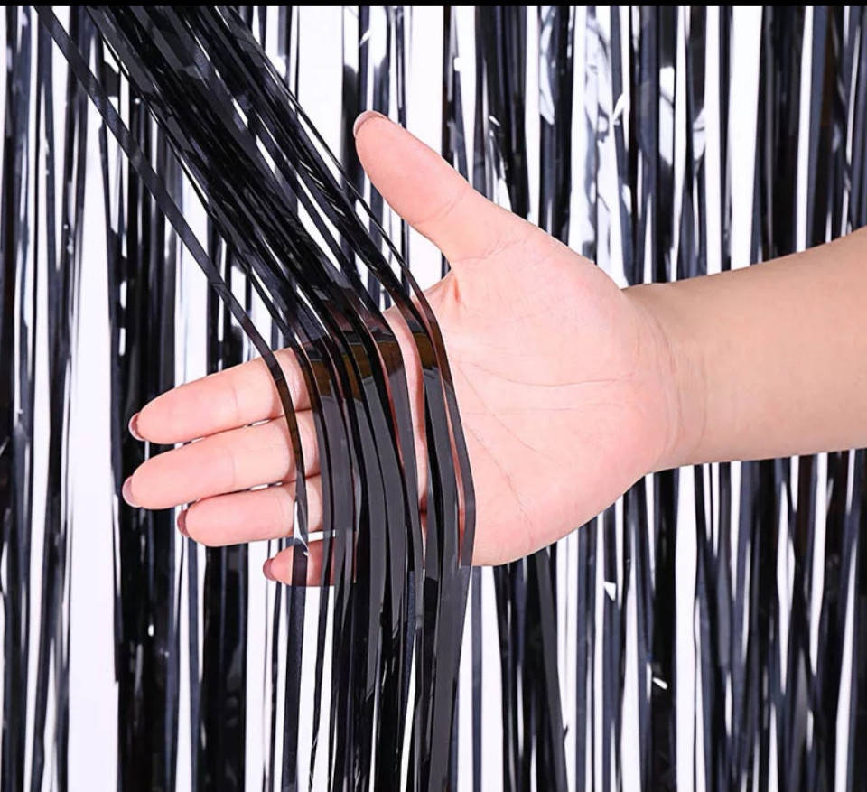 

Шторка - дождик для фотозоны черный 1/2 м