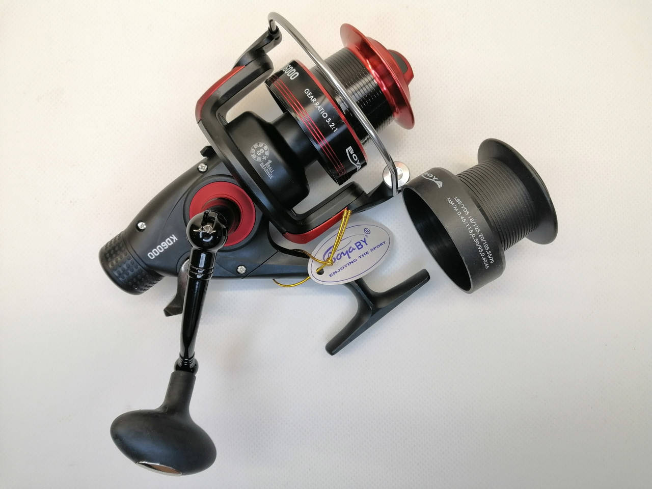 

Катушка Boya KD6000 8+1 с бейтраннером, Черный