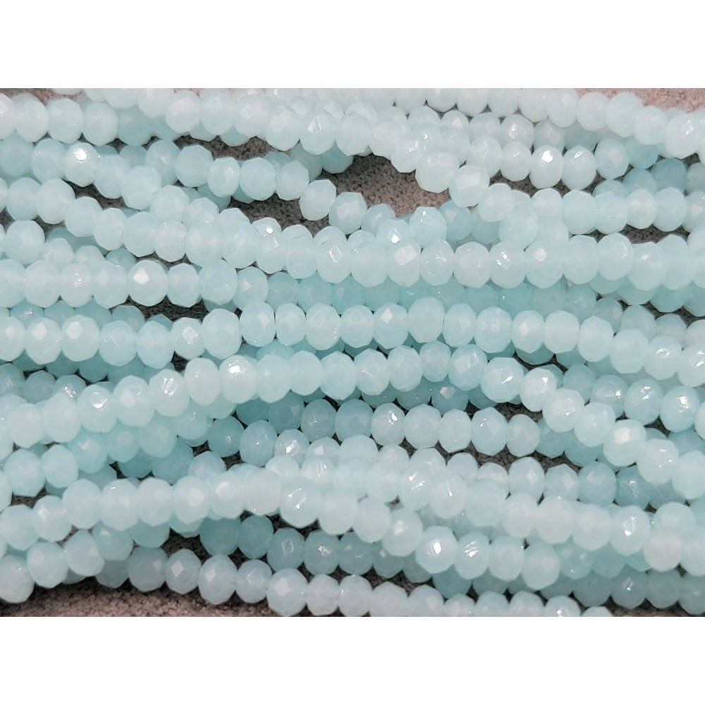 

(190 шт)Хрустальные бусины(рондель). Размер 2 мм. В упаковке прим.190 шт. цвет - светло-голубой мат-прозрачный