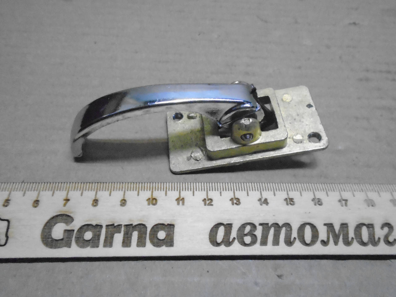 

Ручка открывания двери внутренняя металл ВАЗ 2101-2106