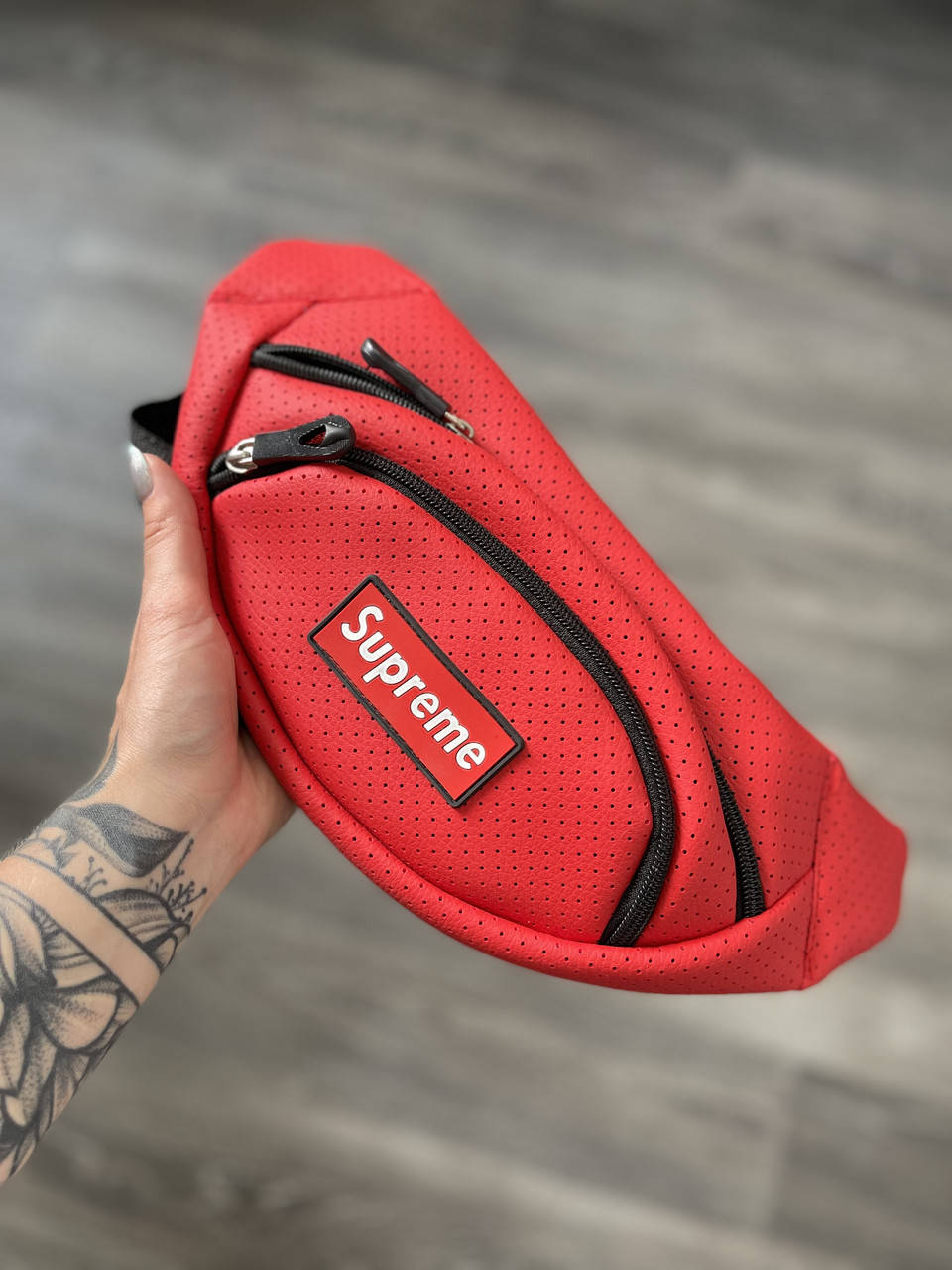 

Бананка Мужская | Женская красная Supreme поясная сумка суприм кожа яркая, Красный