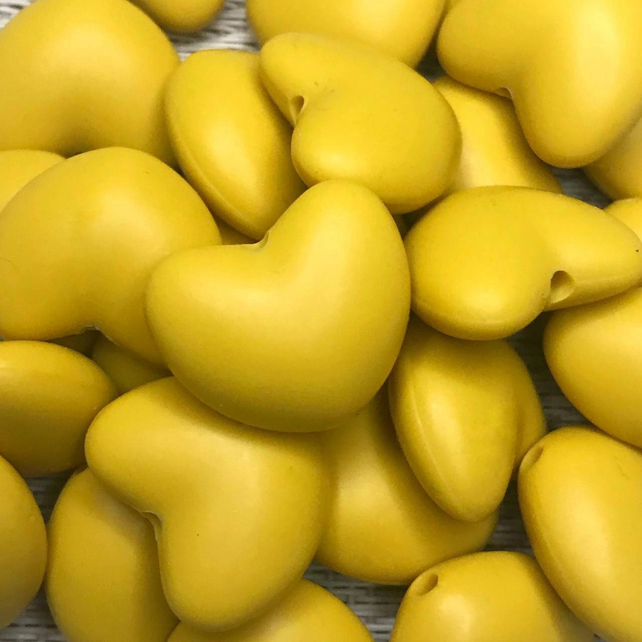 

Сердечко бусина силиконовая Горчичный