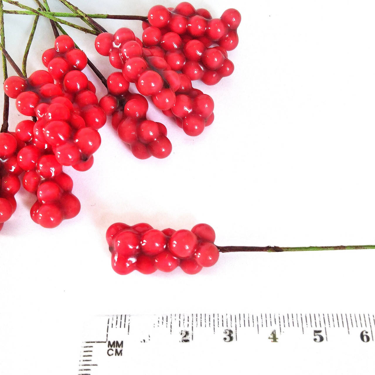 

Облепиха на проволоке мини. 2 см