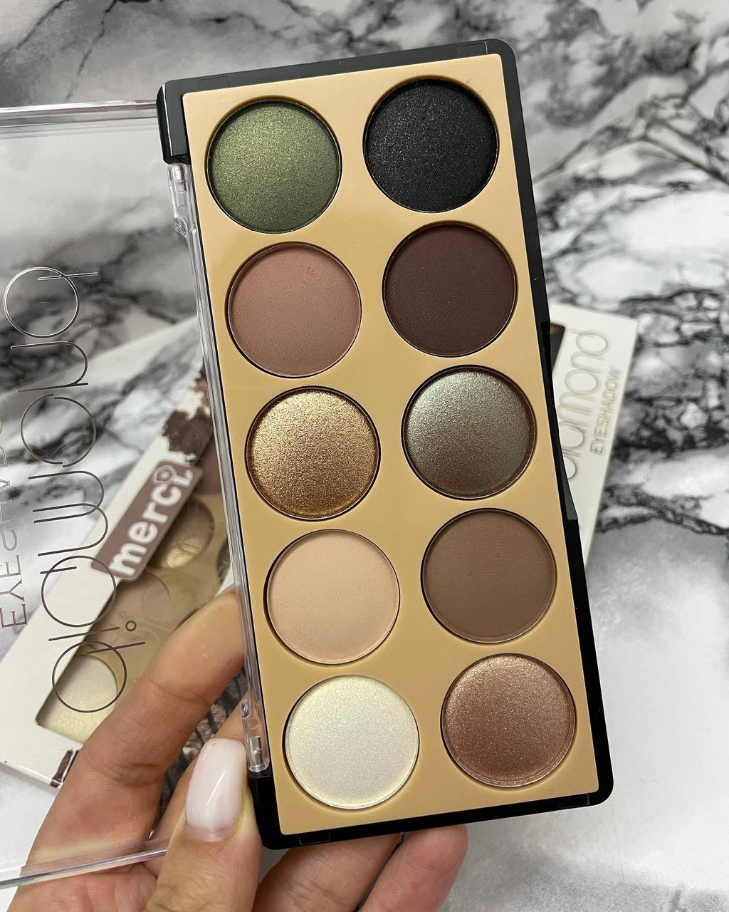 

Тени для век Merci Diamond Eyeshadow Palette №03