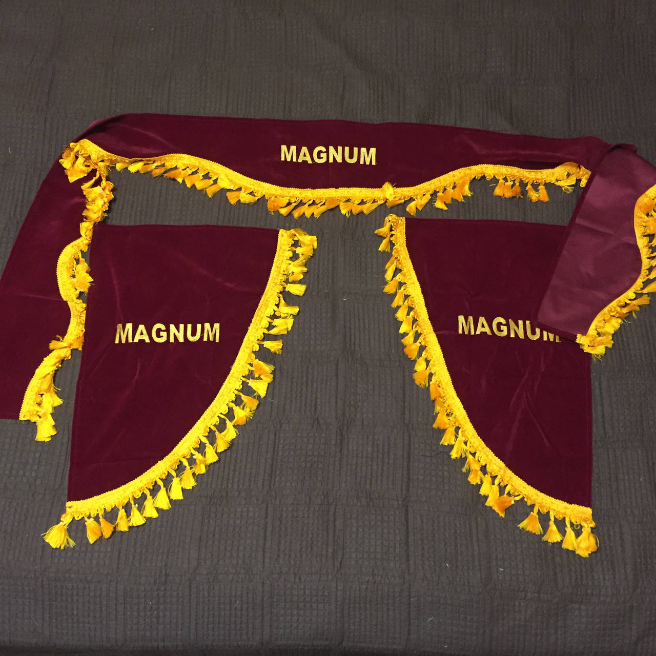 

Шторы в кабину Renault Magnum