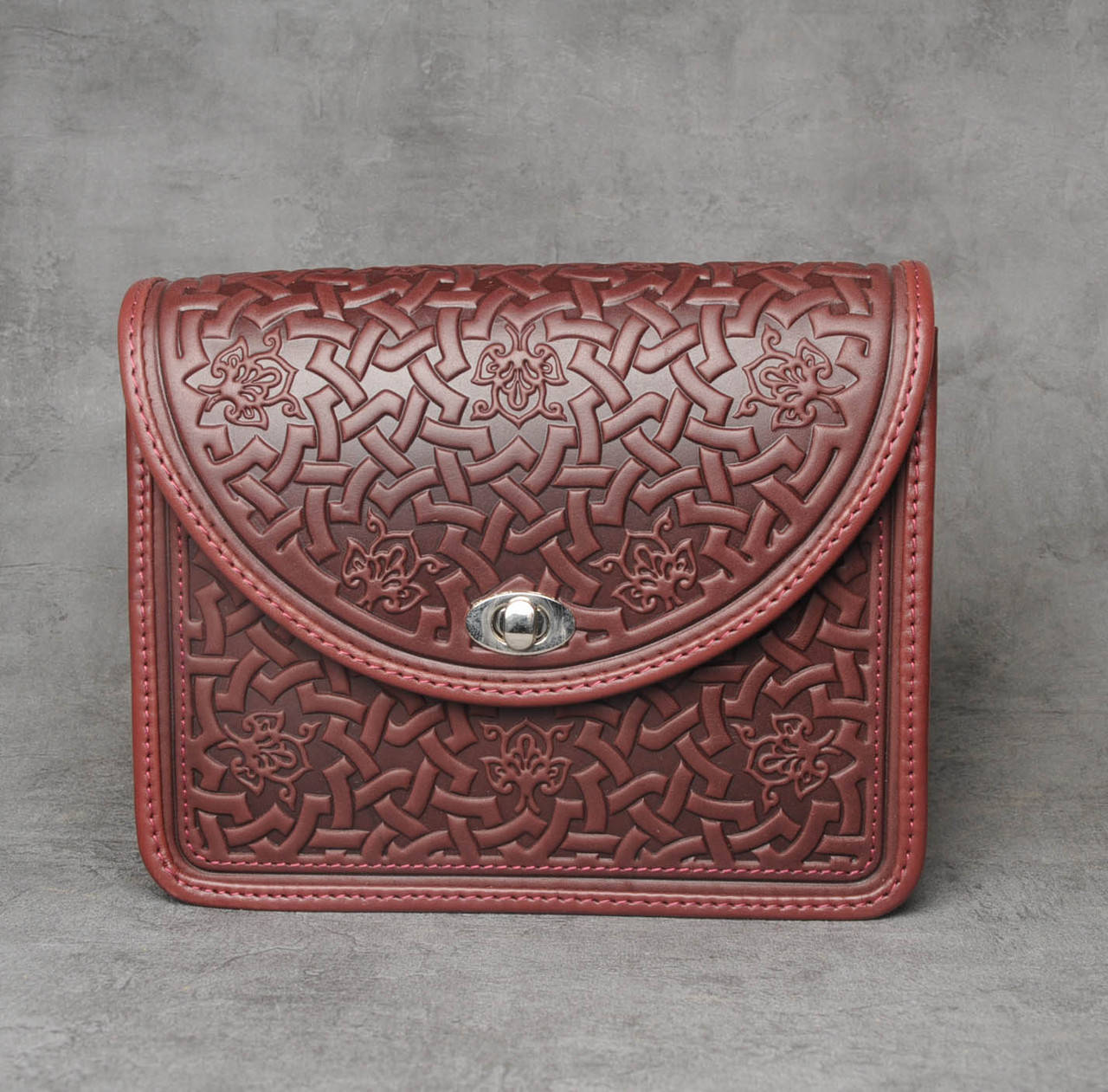 

Эксклюзивная бордовая женская сумочка через плечо, тисненый авторский узор, Бордовый