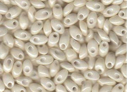 

Miyuki Long Magatama (LMA) 4 x 7 mm 421 White Cream Ceylon