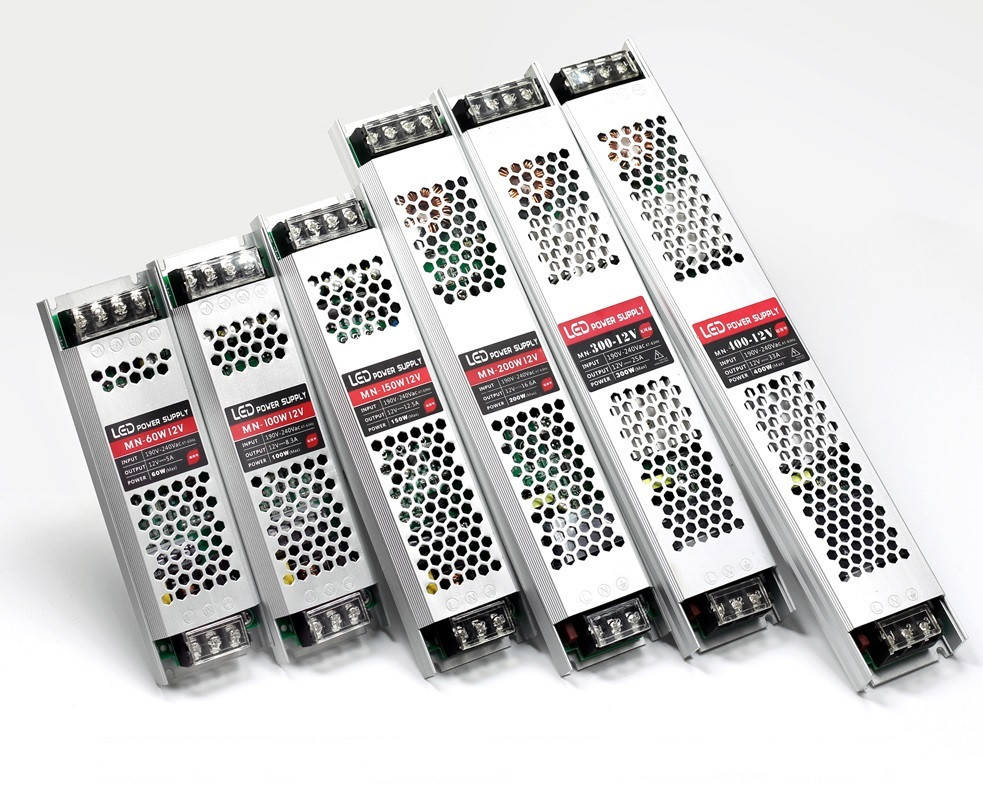 

Блок питания 12v 12,5а 150Вт "ultra thin" в алюминиевом корпусе. Гарантия 2 года