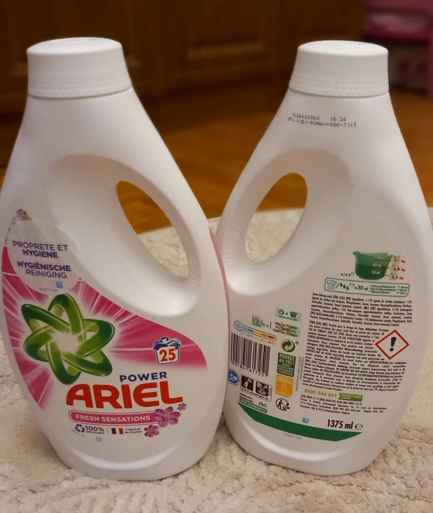 

Гель для стирки Ariel Color
