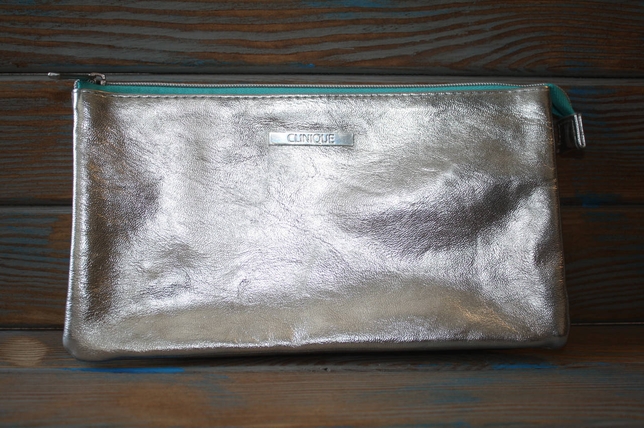 

Косметичка Clinique, Серебряный