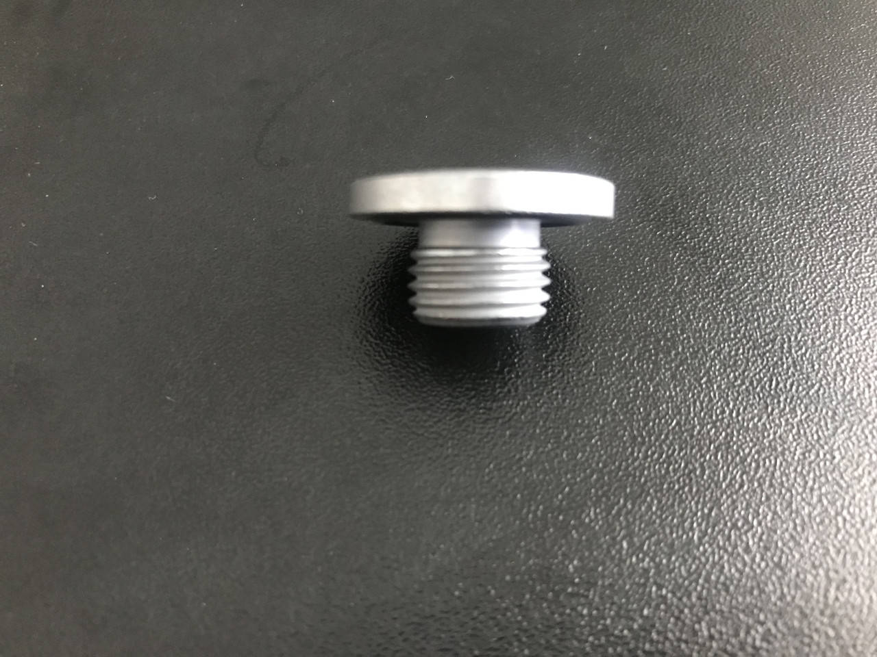 

Пробка масляного пiддона M14x1,5mm L 13mm Opel
