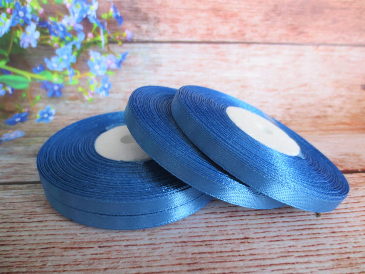 

Атласная лента 0,6 см, 33 м, цвет ГОЛУБОЙ