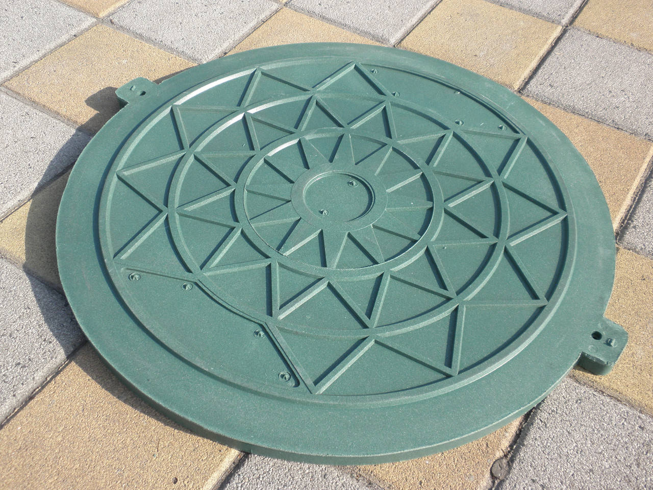 

Крышки канализационных люков