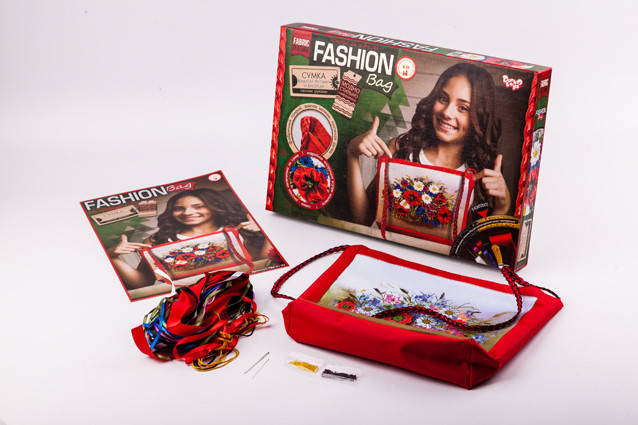 

Набор для творчества Fashion Bag (вышивка лентами и бисером), в кор. 37*25*4см