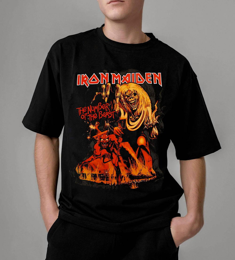

Футболка IRON MAIDEN мужская черная с крутым принтом