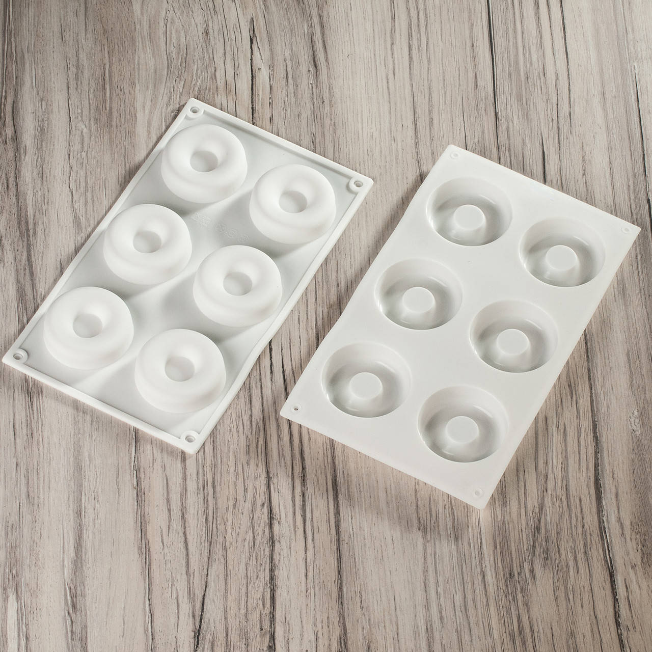 

Силиконовая форма для выпечки и заливки Пончики