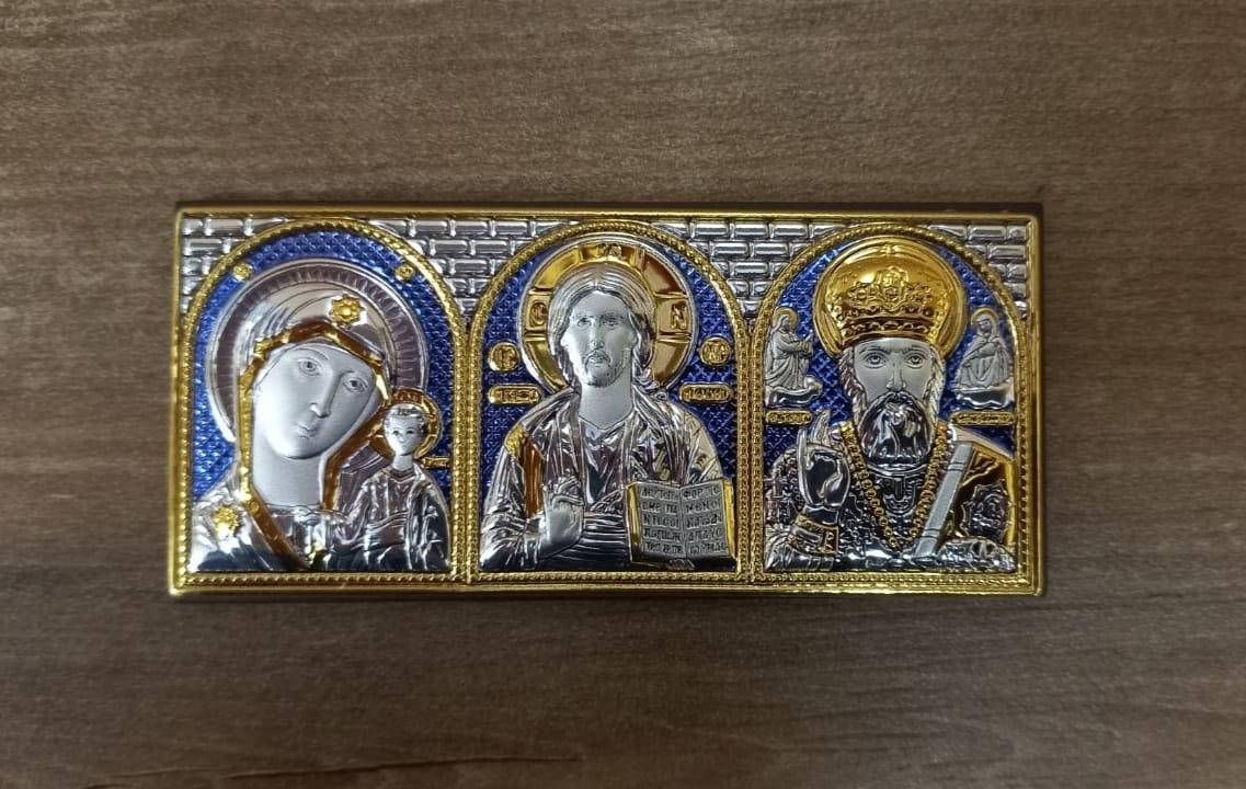 

Серебряная иконка в машину. 10 см. х 4,5 см