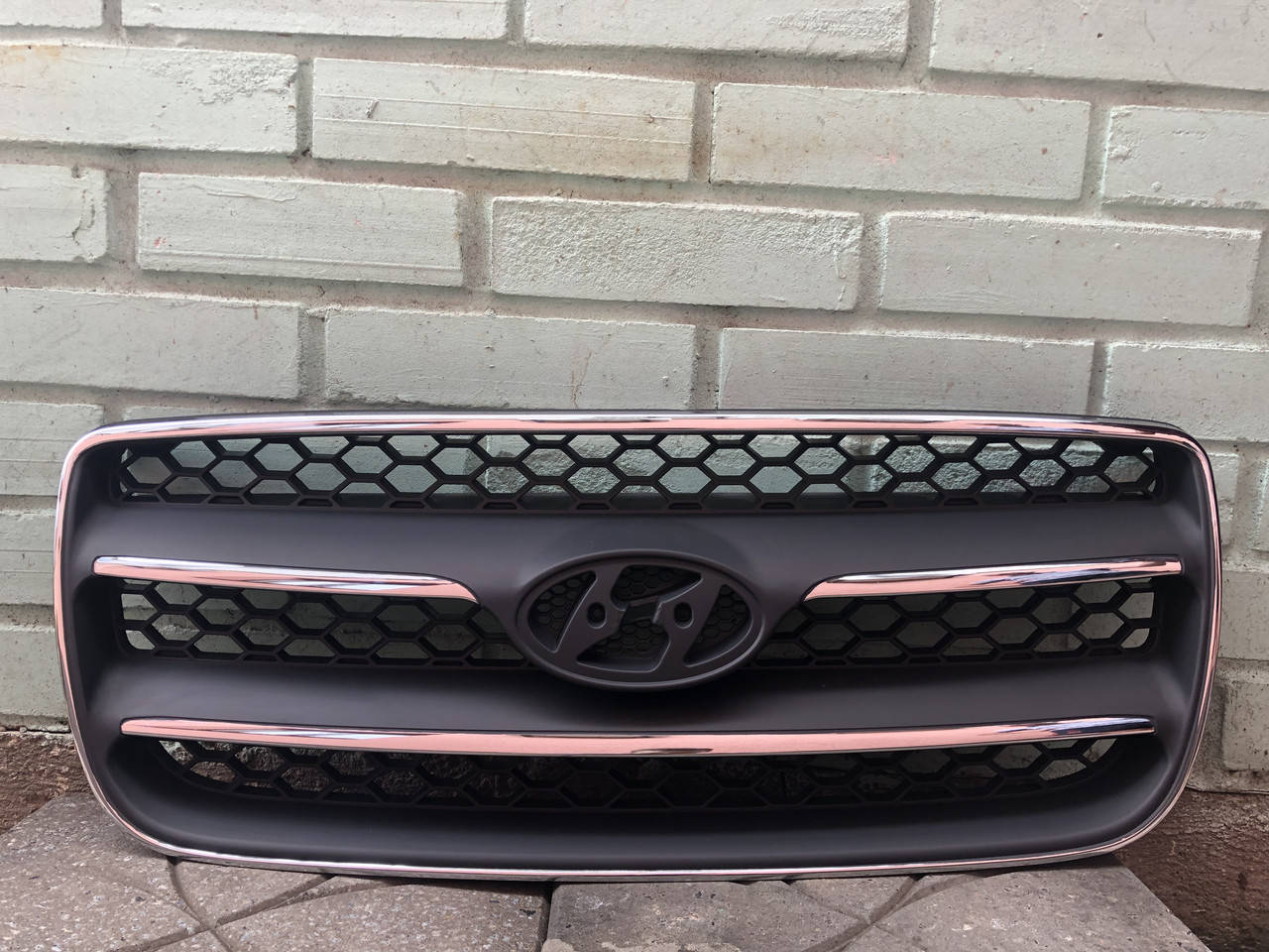 

Решётка радиатора для Hyundai Santa Fe II ( Хюндай Санта Фе 2) 2006-2009 (Fps)