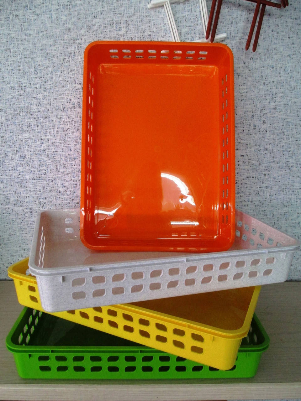 

Поддон ажурный оранжевый