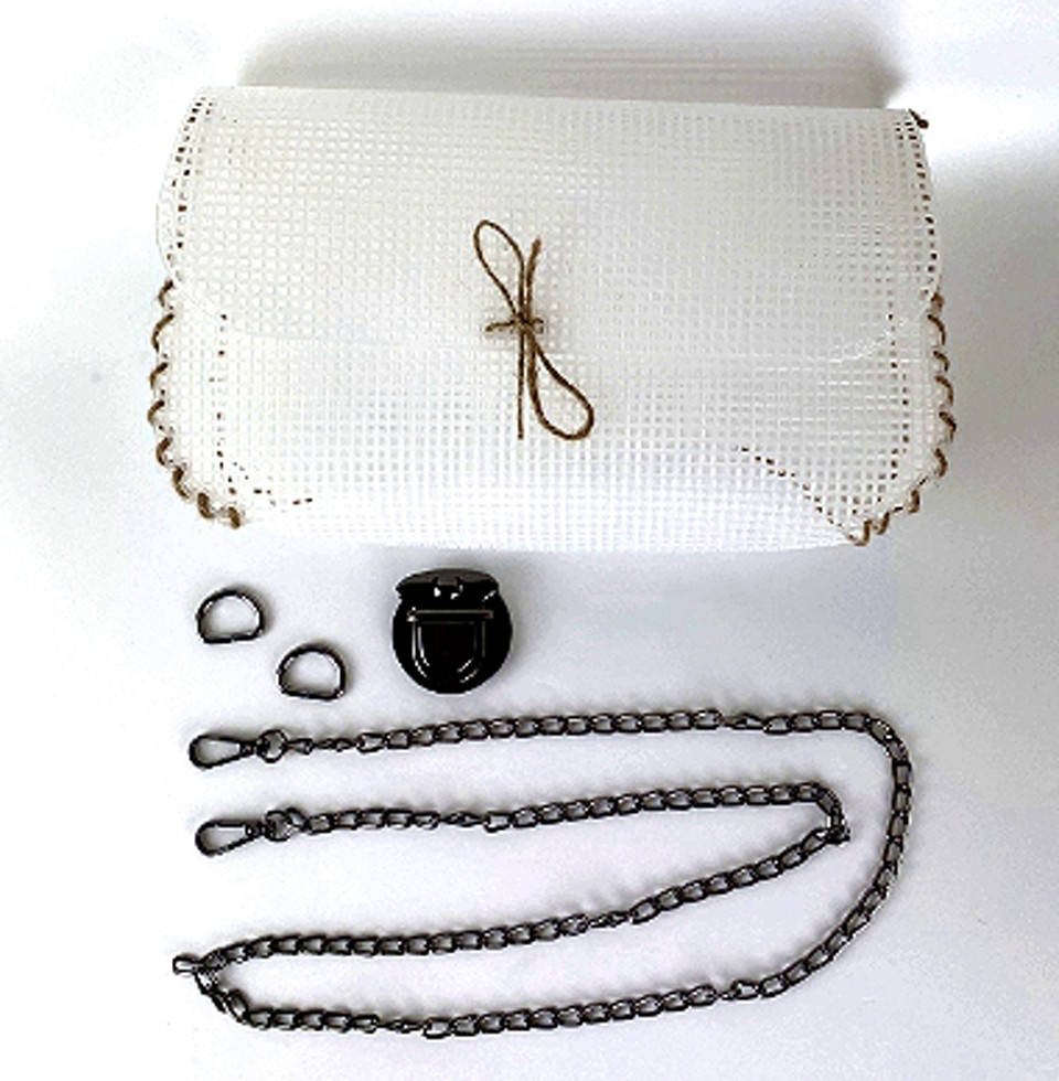 

Канва с фурнитурой 50*25 см с фурнитурой цепочка-ручка цвет черный 120см, замок