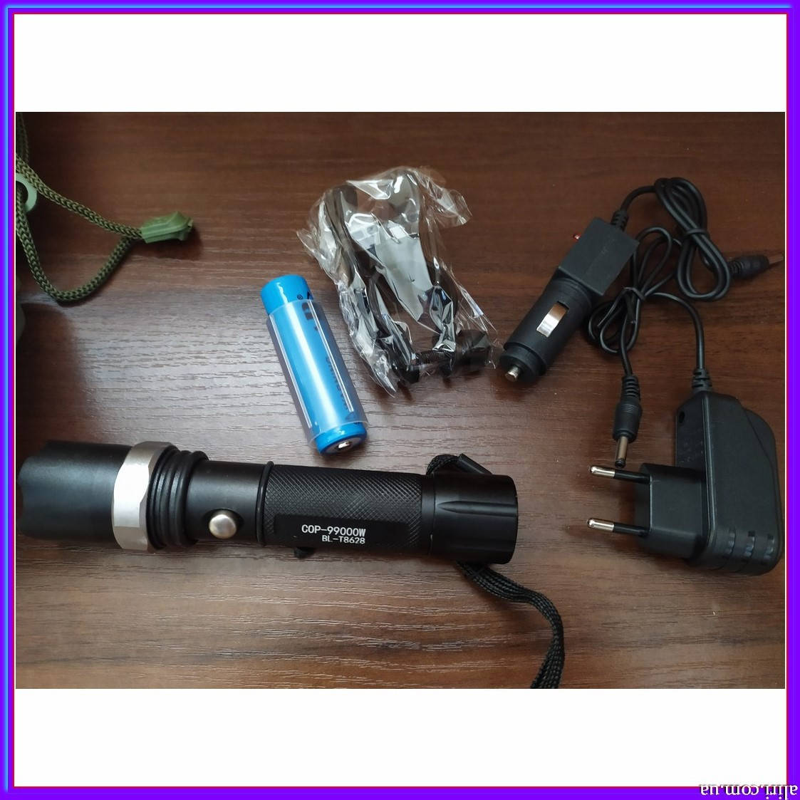 

Фонарик с креплением для велосипеда BAILONG BL - 8628, Черный