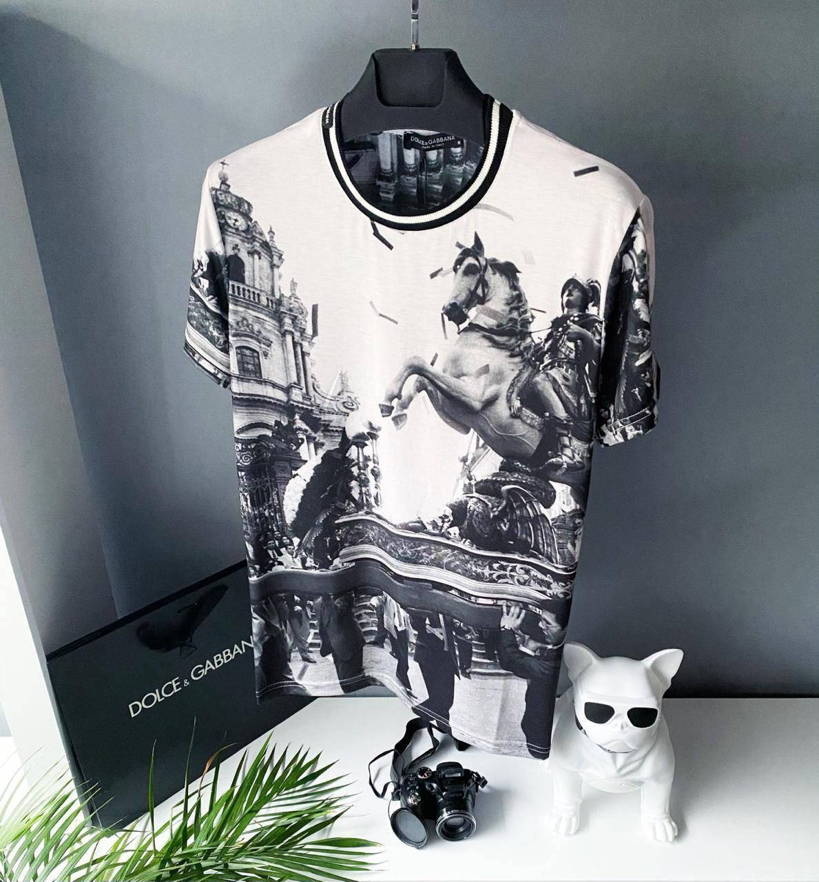 

​​​​​​​Мужская стильная брендовая футболка Dolce Gabbana / Турция (шикарное качество) L