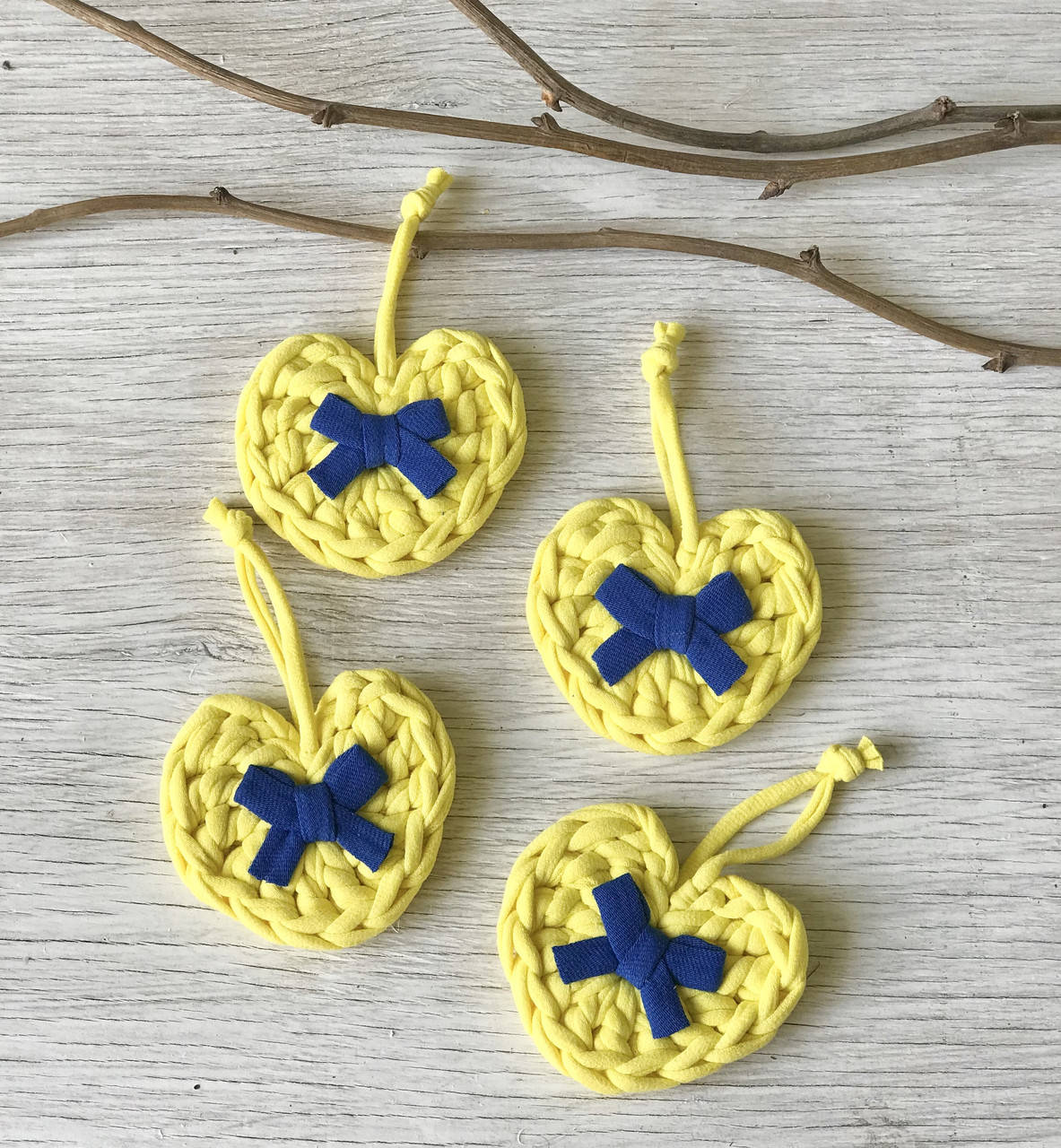 

Декоративное сердце,вязаный декор для дома,интерьерное сердце,национальный патриотический подарок,цвет Желтый