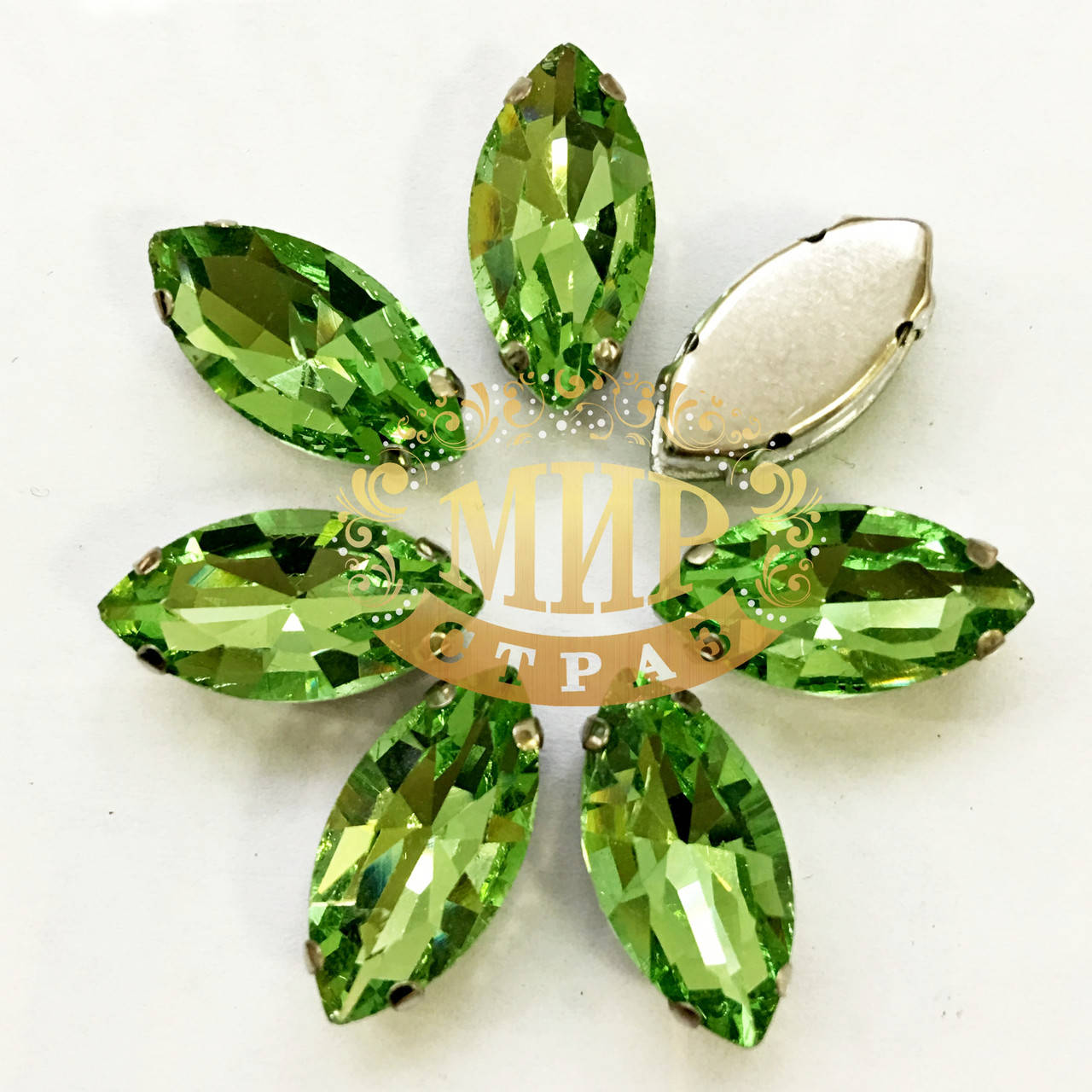 

Cтразы в цапах Лодочка 7х15мм Цвет Peridot 1шт
