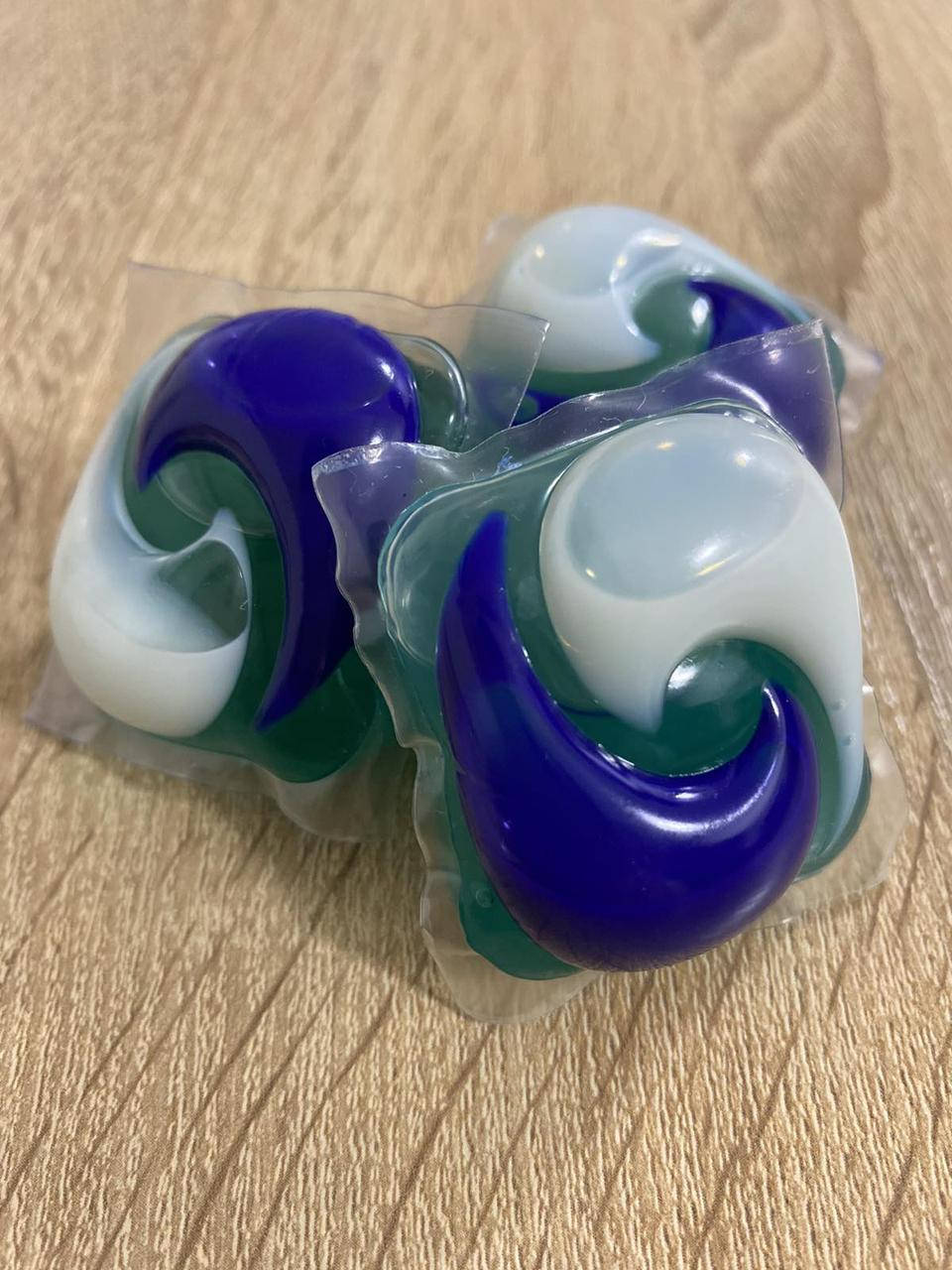 

Капсулы для стирки Ariel 3 в 1 Pods ! Color !